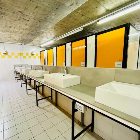 STAANPLAATS - Locatie