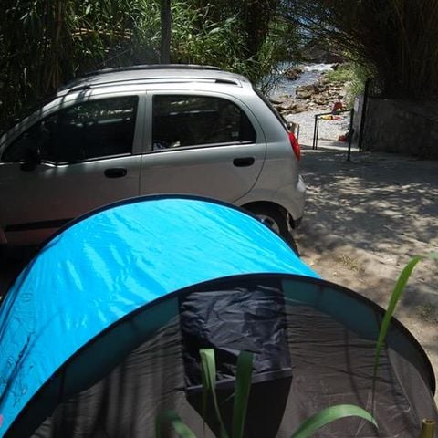 Pitch - Pitch for small tent