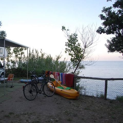 Pitch - Pitch for large tent