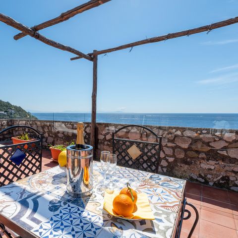 Wohnung 4 personen - Grecale Turbolo Tower Apartment im obersten Stockwerk mit einer großen Terrasse