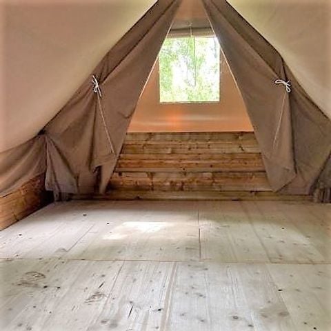 Unusual 2 persons - Bivouac WITHOUT bedding.