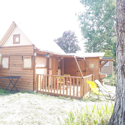 CHALET 4 people - The hut with sanitary facilities. Arrival 4pm Departure 10am. Max