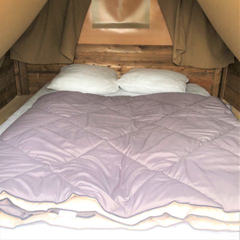 ALOJAMIENTO INUSUAL 2 personas - Vivac CON ropa de cama.