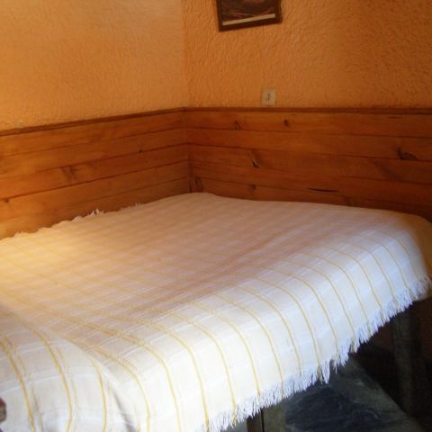CHALET 6 people - REFUGIO per night