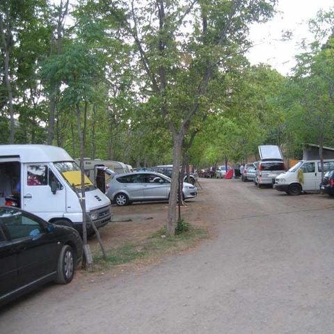 EMPLACEMENT - caravanne