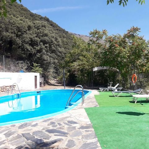 EMPLACEMENT - CAMPER