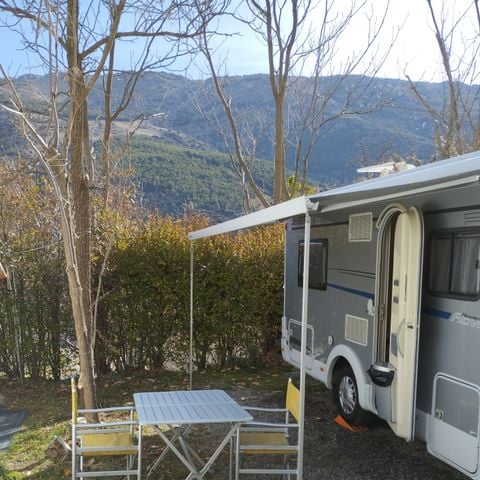 CARAVANE 4 personnes - Camping car intégral Dethleffs