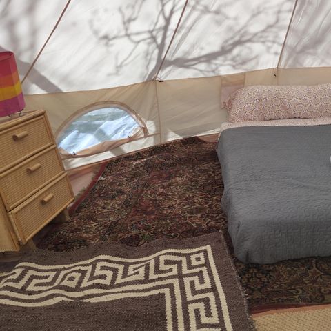 Tent 2 personen - HONDERA glamping tent met elektriciteit