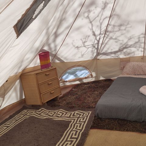 Tent 2 personen - HONDERA glamping tent met elektriciteit