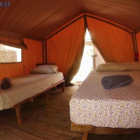 ALOJAMIENTO INUSUAL 3 personas - Tienda de glamping de lujo GOTERON