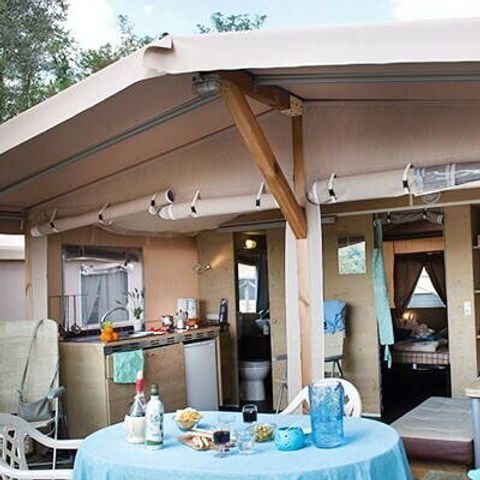 TIENDA DE LONA Y MADERA 5 personas - Tienda Super Lodge | 2 Dormitorios | 4/5 Pers.