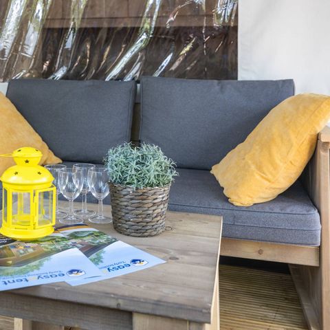 Tente en toile et en bois 6 personnes - Safaritent sanitaire
