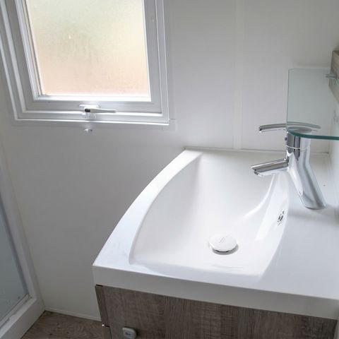 MOBILHOME 4 personas - BÁSICO - AIRE ACONDICIONADO - SÁBANAS - TOALLAS - WIFI