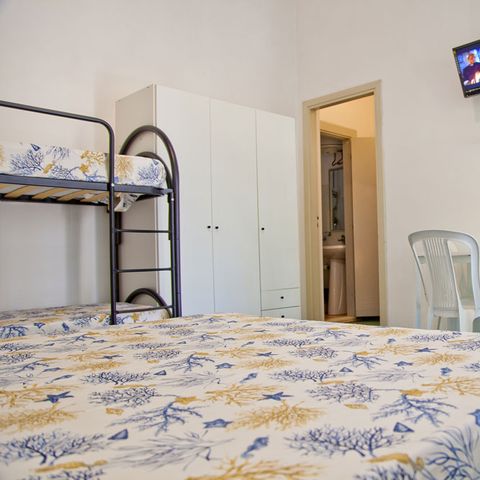 Bungalow 4 persons - with enclosed garden