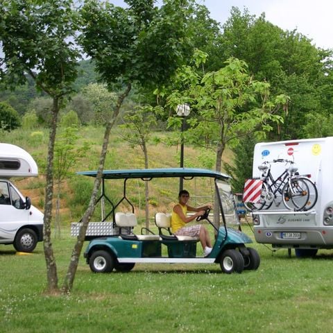 Stellplatz - Großer Stellplatz für Wohnmobile (Pauschale für 2 Personen)