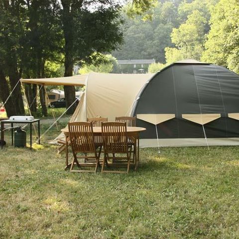 Tent 4 persons - Karsten, without sanitary facilities
