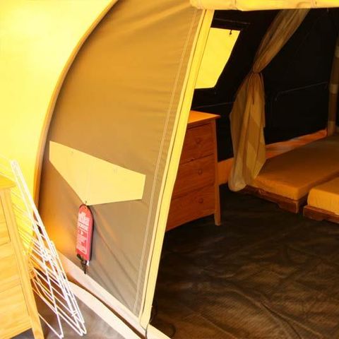 Tent 4 persons - Karsten, without sanitary facilities