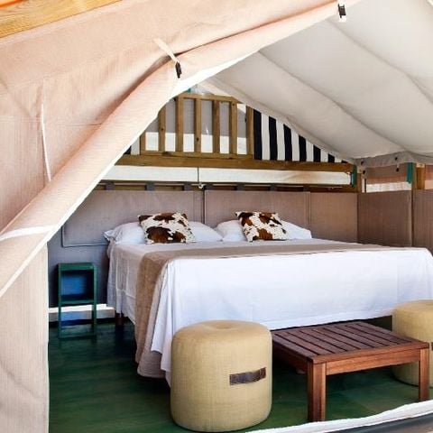 Tente en toile et en bois 2 personnes - Mini Lodge - sans sanitaire