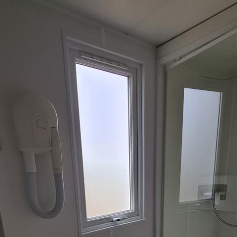 BUNGALOW 2 personnes - Mobil home 1 - 28m² - 2 chambres - prix pour 2 personnes