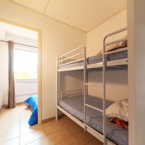 Apartment 5 persons - 2-room Cabin 4/5 persons air-conditioned