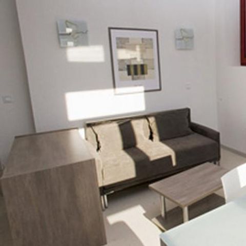 ESTUDIO 2 personas - Estudio 2 personas