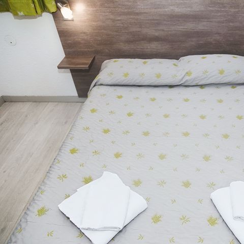 Zimmer 4 Personen - 2 Zimmer, 4 Doppelbetten
