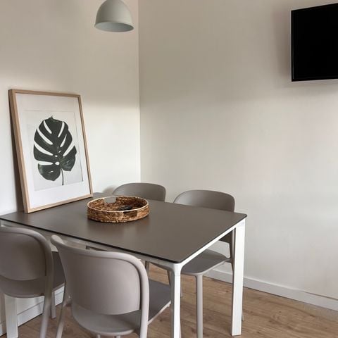 LANDHAUS 4 Personen - "Klimaanlage" 2 Zimmer - Empfang Babybett unmöglich