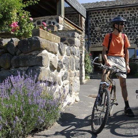 VVF Villages - Les Sucs du Velay - Saint-Julien-Chapteuil - Camping Haute-Loire - Image N°4