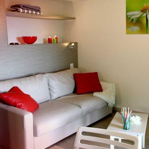 COUNTRY HOUSE 5 people - 2 pieces