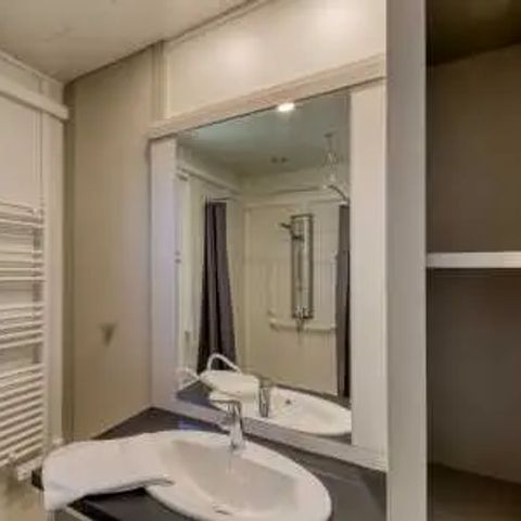 COUNTRY HOUSE 5 people