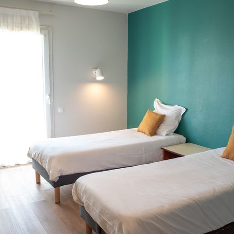 Studio 2 persons - Single beds with a balcony