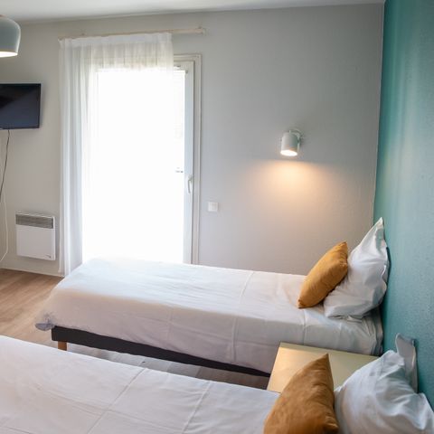 Studio 2 persons - Single beds with a balcony