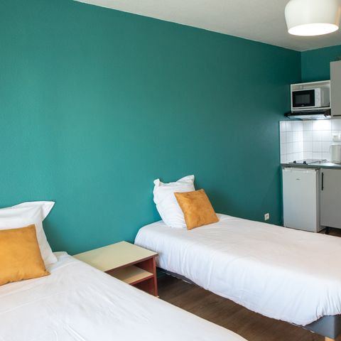 Studio 2 persons - Single beds with a balcony