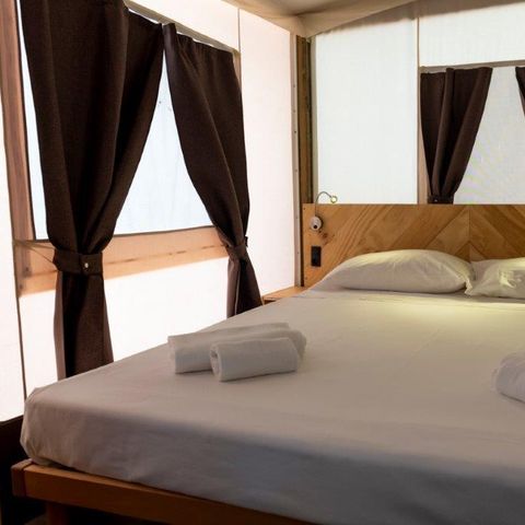 CANVAS AND WOOD TENT 5 people - LODGE TENT