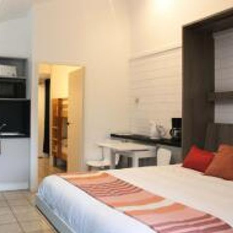 STUDIO 4 personnes - Cabine