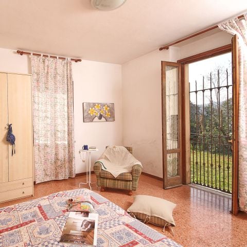 APARTMENT 6 people - TRILOCALE - ground floor/first floor.