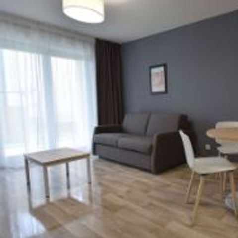 APARTMENT 6 people - Apartment 6 persons