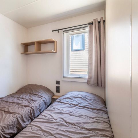 MOBILHOME 6 personas - Mobil-home Homair Vacances en camping Domaine de Miremer | Confort | 3 Habitaciones | 6 Pers | Terraza elevada | Aire acondicionado