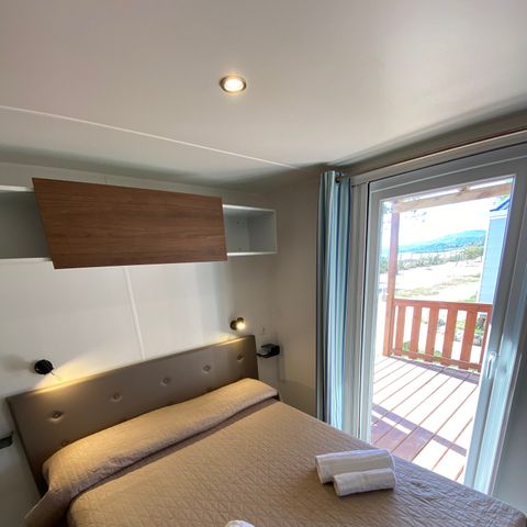 Stacaravan 4 personen - Deluxe eerste rij 1 badkamer