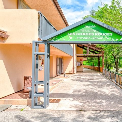 Résidence Les Gorges Rouges - Vacancéole - Camping Alpes-Maritimes - Image N°5