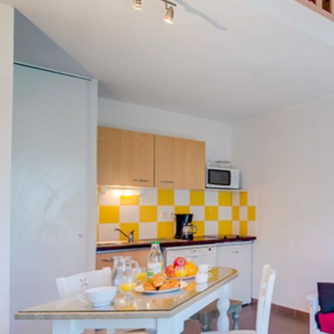 House 4 persons - House with living room and sleeping area sleeps 4