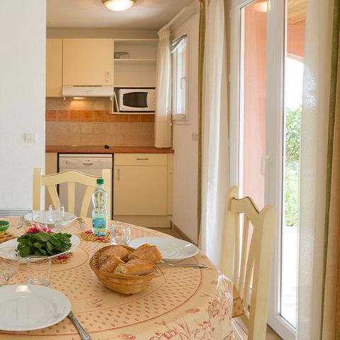 VILLA 10 persone - 5 camere per 10 persone con piscina privata