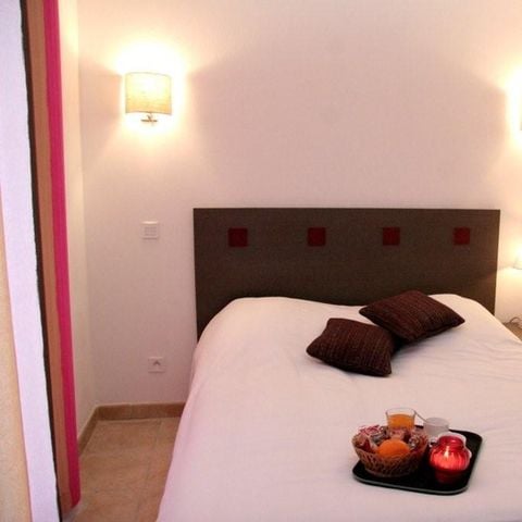 Chambre 2 personnes - Chambre double (Séjour + Petit-déjeuner)