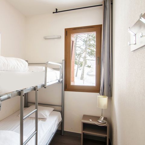Apartment 6 persons - 2-room flat with sleeping area sleeps 6
