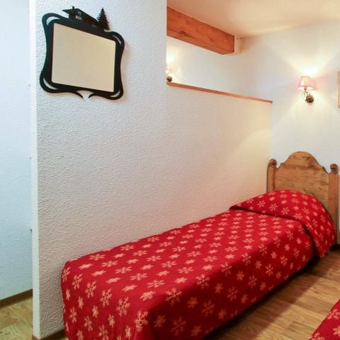 STUDIO 4 personnes - 2 enfant et 2 adultes