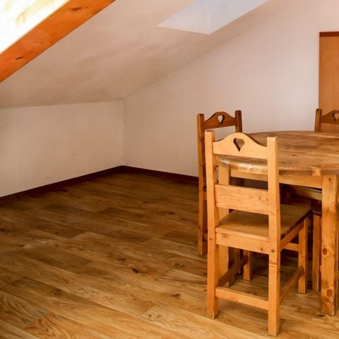 STUDIO 4 personnes - 2 enfant et 2 adultes