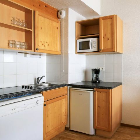Studio 4 persons - 2 children and 2 adults