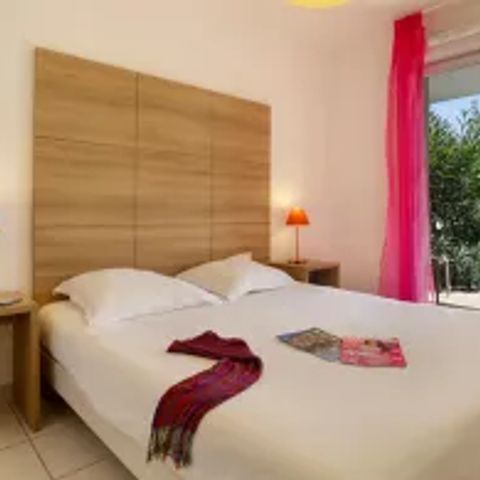 Apartment 4 persons - 2-room flat for 4 people with air conditioning