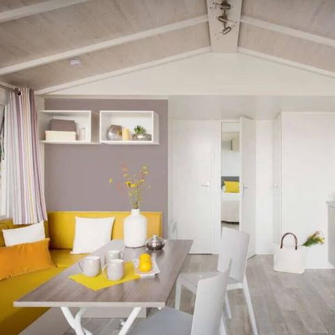 Stacaravan 4 personen - Mobile-home | Comfort | 2 Slaapkamers | 4 Pers. | Eenpersoons terras | TV