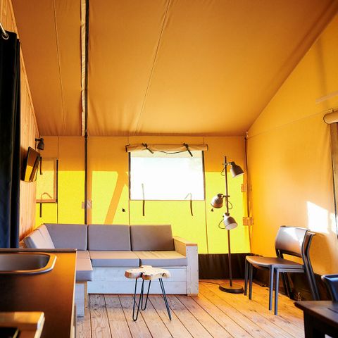 TENTE TOILE ET BOIS 6 personnes - Le luxe au bord de l'eau